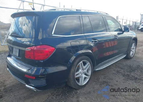 2014 Mercedes-Benz Gl-Class Gl 550 z USA, uszkodzony, nr VIN 4JGDF7DE8EA273179
